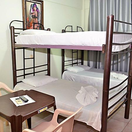 Hostal Ibiza Santa Cruz de La Sierra Esterno foto
