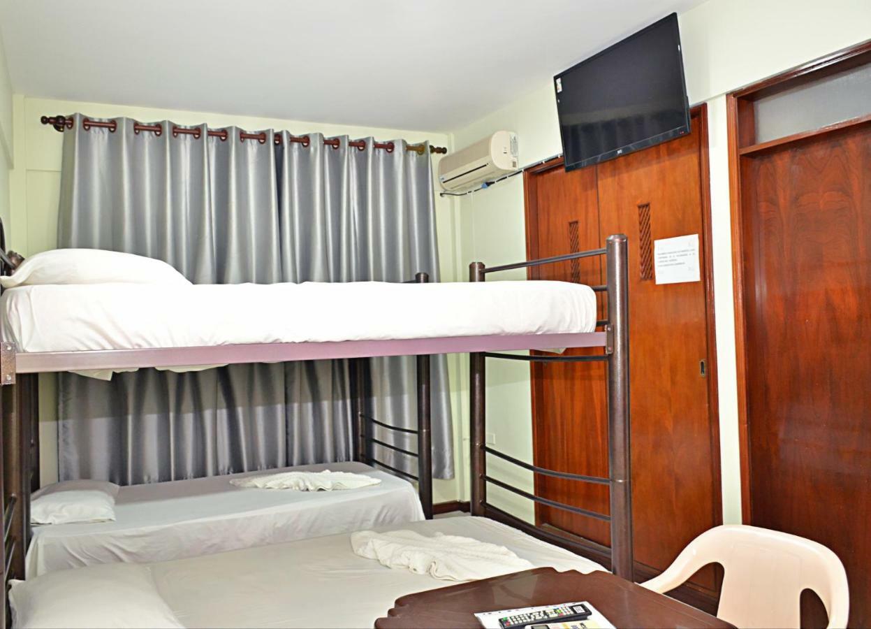 Hostal Ibiza Santa Cruz de La Sierra Esterno foto