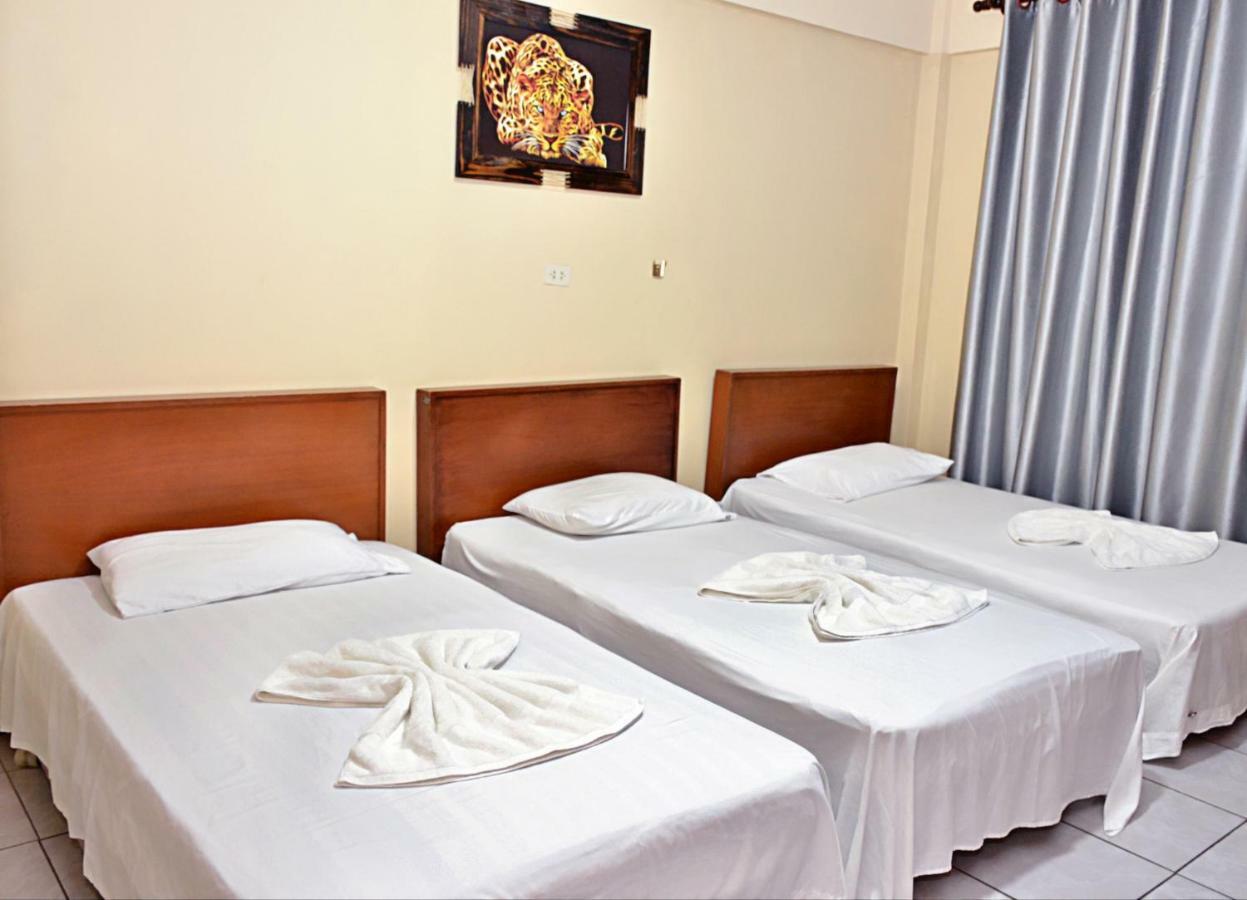 Hostal Ibiza Santa Cruz de La Sierra Esterno foto