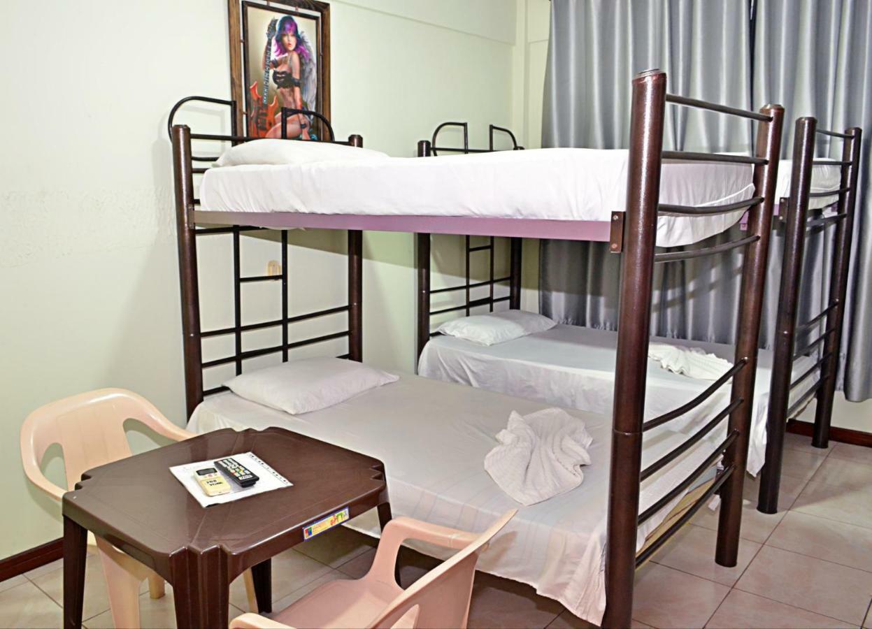 Hostal Ibiza Santa Cruz de La Sierra Esterno foto
